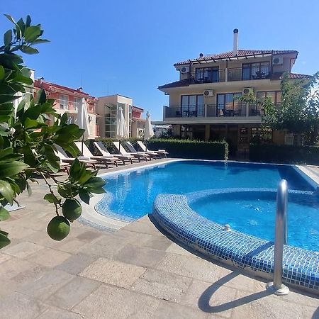 סוזופול Family Hotel Muses מראה חיצוני תמונה